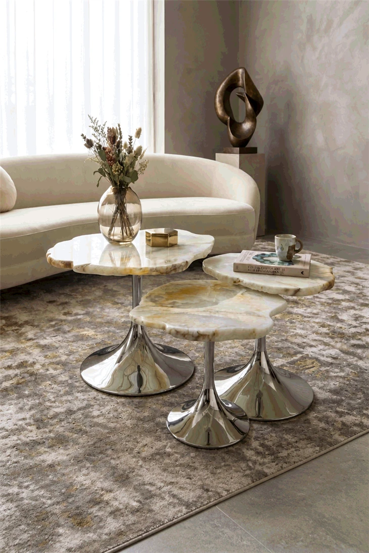 nested-onyx-marble-coffee-tables-luxury-living-room